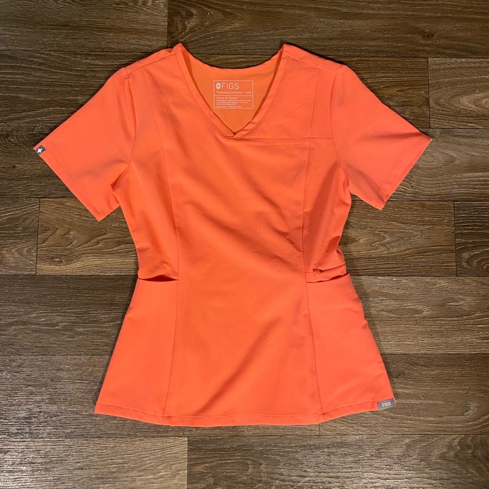 FIGS scrub top never worn; Hot Coral; Ampa Slim V-Neck